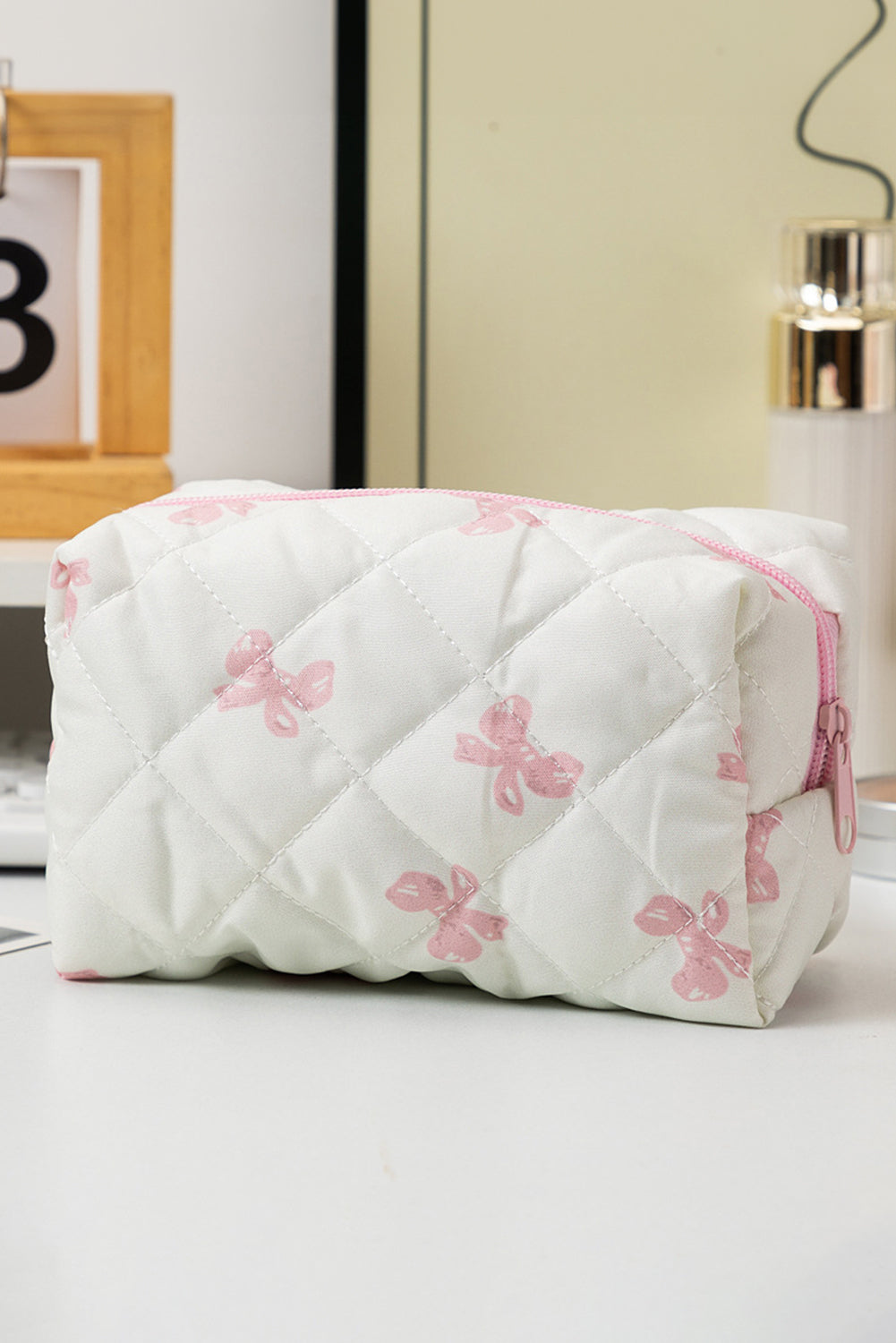 Small Bow Quilted Zipper Cosmetic Bag