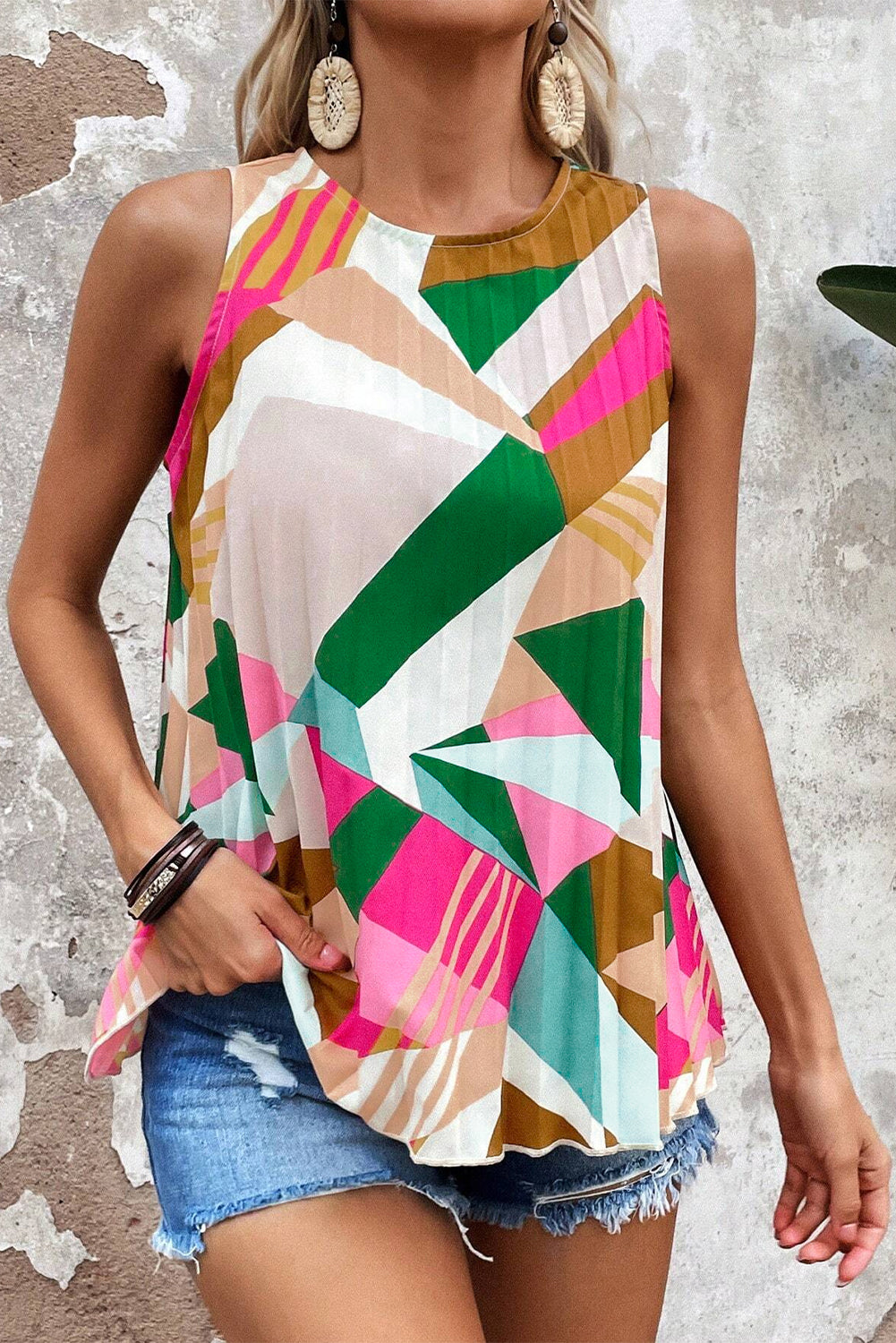 Geometric Shift Tank